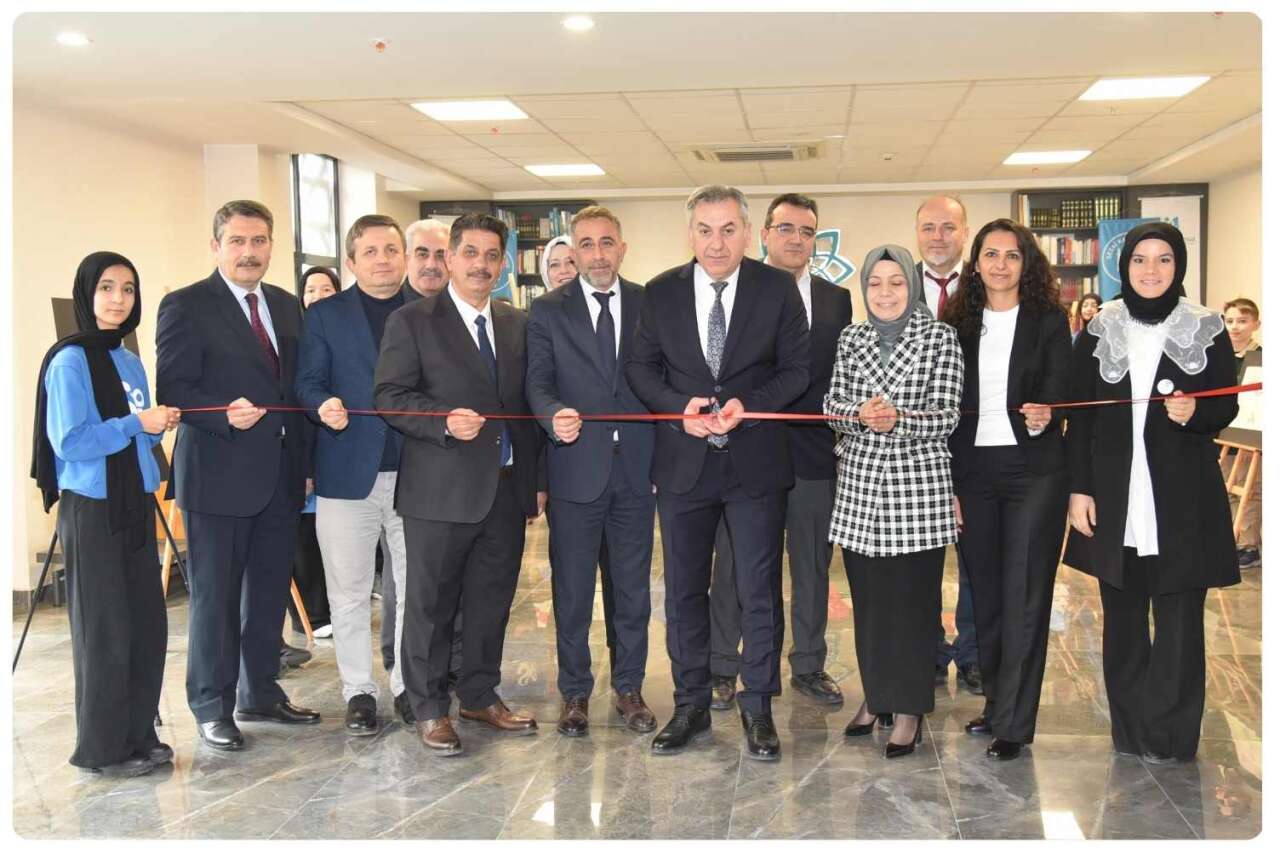 Konya’daki genç yetenekler tuvallerini Filistin için renklendirdi 2